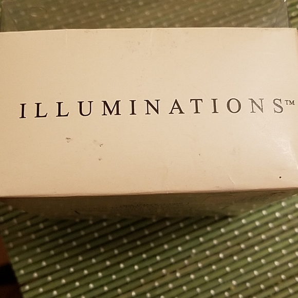 Tea light candles. Illuminations brand. - Picture 4 of 5